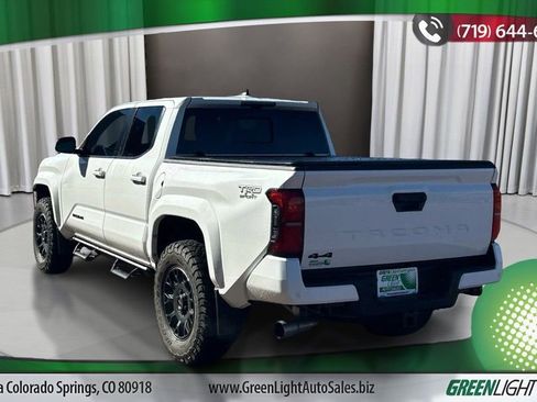 Used 2024 Toyota Tacoma TRD Sport w/ TRD Sport Premium Package image 3