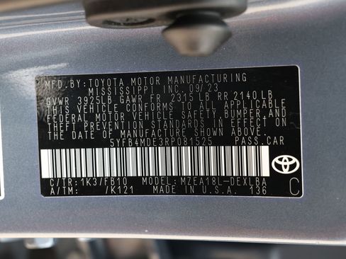 Used 2024 Toyota Corolla LE image 31