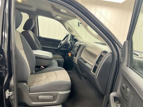 Used 2010 Dodge Ram 1500 Truck ST w/ SXT Appearance Group image 20