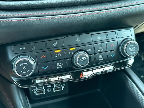 Used 2026 Dodge Durango GT AWD/4WD image 19