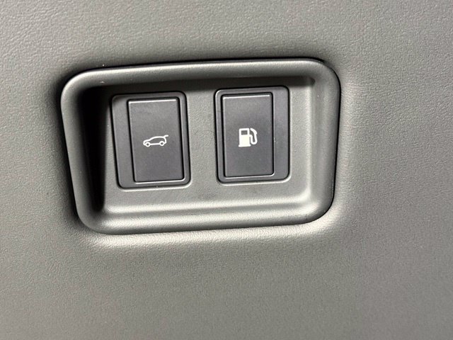 Used 2025 Land Rover Range Rover SE AWD/4WD image 29