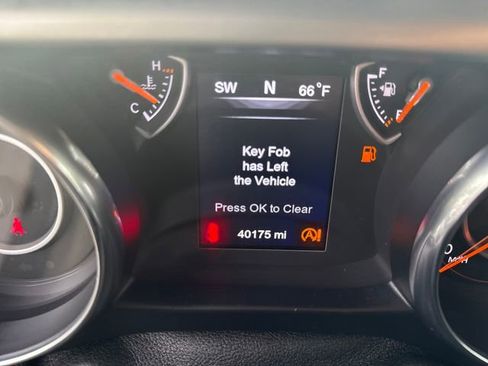 Used 2019 Jeep Wrangler Sport image 21