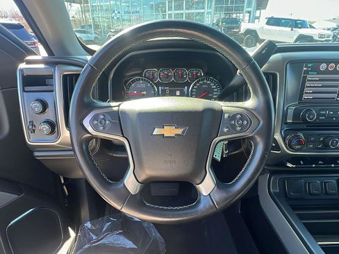 Used 2018 Chevrolet Silverado 1500 LTZ Z71 image 19