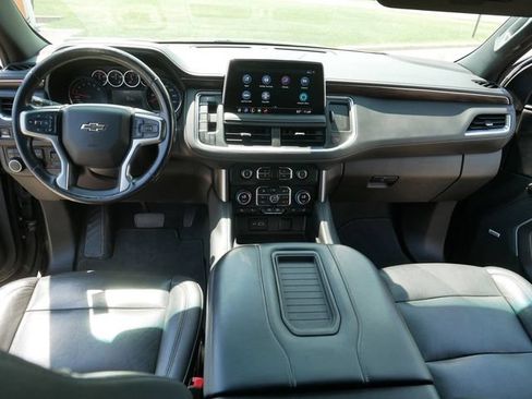 Used 2021 Chevrolet Tahoe Z71 w/ Z71 Signature Package AWD/4WD image 23