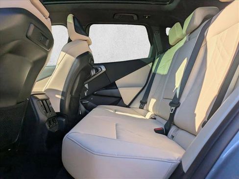 Used 2026 BMW X3 xDrive30 w/ Premium Package image 17