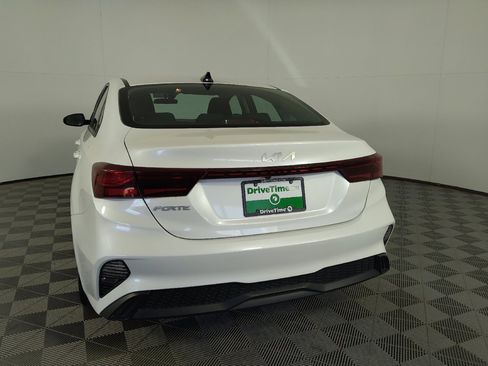 Used 2024 Kia Forte LXS FWD image 6