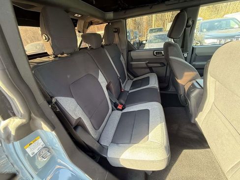 Used 2022 Ford Bronco Big Bend image 9