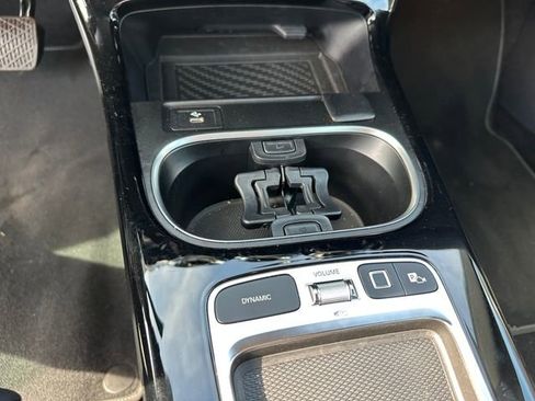 Used 2025 Mercedes-Benz CLA 250 4MATIC image 21