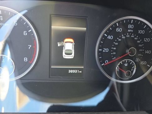 Used 2024 Kia K5 EX w/ EX Premium Package FWD image 4