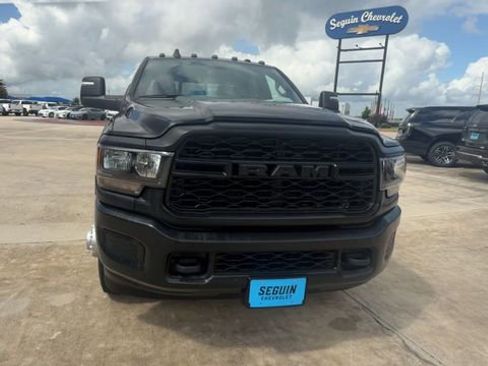 Used 2024 RAM 3500 Tradesman AWD/4WD image 3