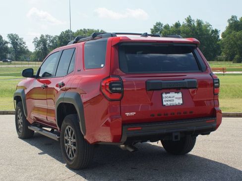 Used 2026 Toyota 4Runner SR5 AWD/4WD image 15