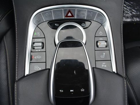 Used 2019 Mercedes-Benz Maybach S 650 image 33