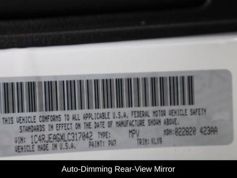 Used 2020 Jeep Grand Cherokee Altitude image 39