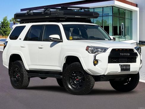 Used 2023 Toyota 4Runner SR5 Premium w/ Moonroof Package AWD/4WD image 2