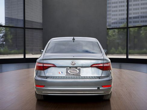 Used 2021 Volkswagen Jetta S image 3