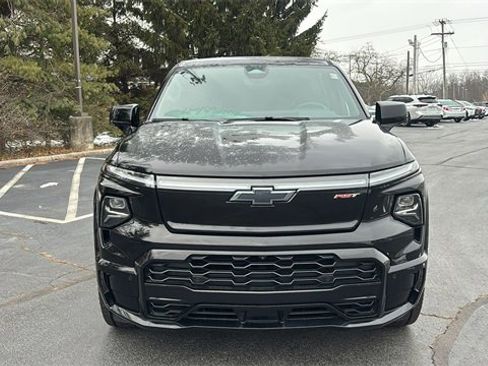 Used 2024 Chevrolet Silverado EV RST image 12