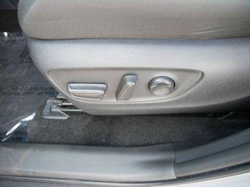 Certified 2025 Toyota RAV4 XLE AWD/4WD image 15