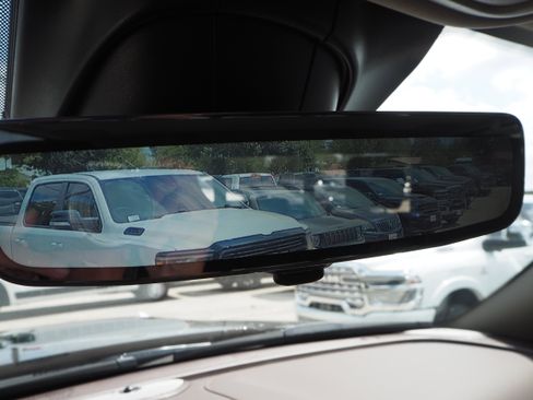 New 2025 RAM 2500 Limited image 22