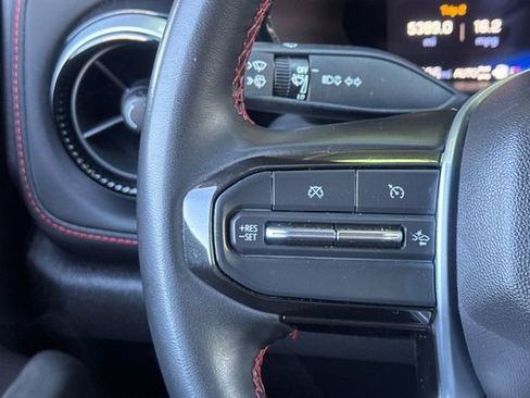 Used 2024 Chevrolet Colorado Z71 w/ Z71 Convenience Package 2 image 36