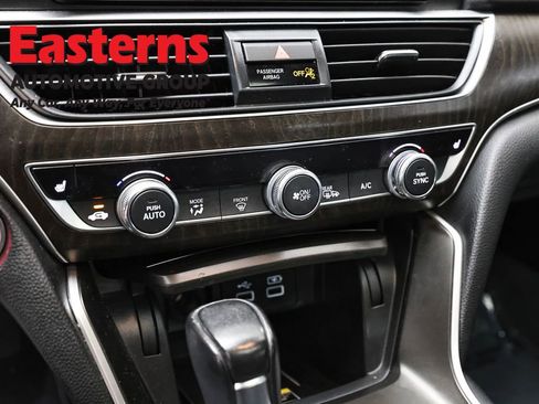 Used 2022 Honda Accord EX-L image 19