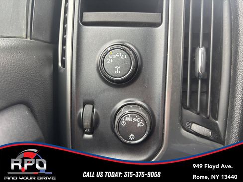 Used 2018 Chevrolet Silverado 1500 LT w/ Trailering Package image 26