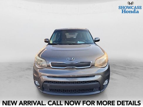 Used 2018 Kia Soul + FWD image 6