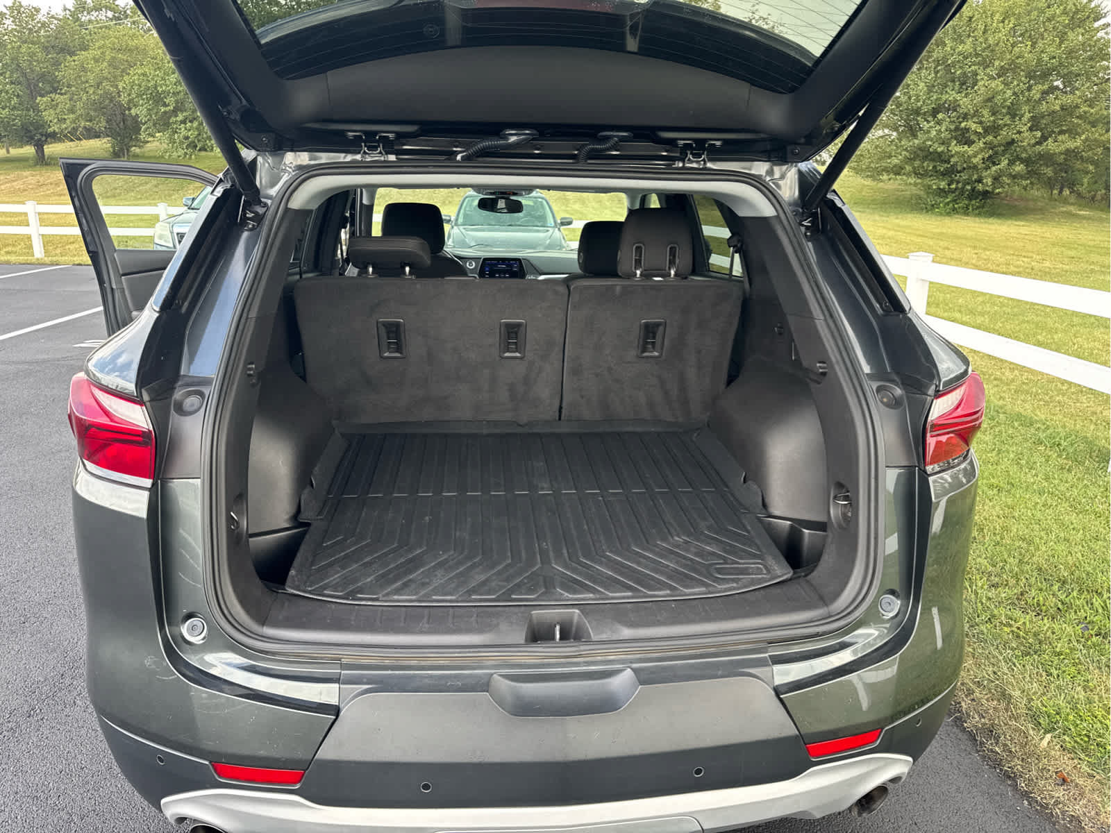 Used 2019 Chevrolet Blazer LT AWD/4WD image 12