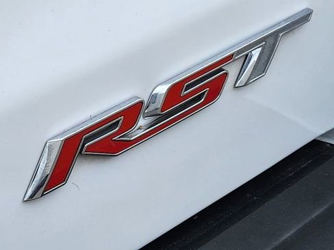 Used 2020 Chevrolet Suburban Premier AWD/4WD image 18
