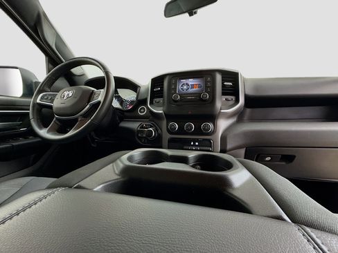 Used 2024 RAM 1500 Big Horn image 32