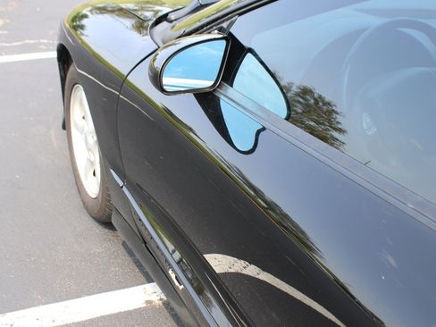 Used 1995 Pontiac Firebird Coupe RWD image 9
