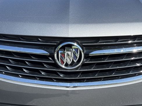 Used 2021 Buick Envision Essence FWD image 30
