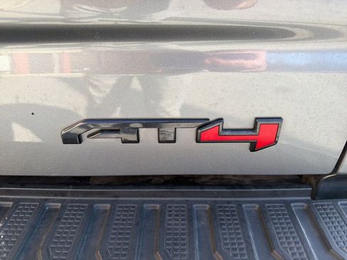 Used 2022 GMC Sierra 1500 AT4 w/ AT4 Premium Package image 15