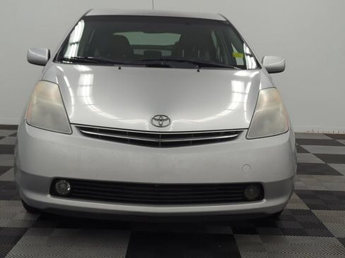 Used 2009 Toyota Prius w/ Pkg 5 FWD image 2