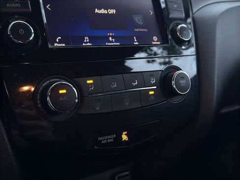 Certified 2021 Nissan Rogue Sport S image 26