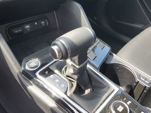 Certified 2024 Kia Sportage EX image 27