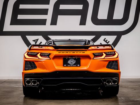 Used 2023 Chevrolet Corvette Stingray Preferred Conv w/ Z51 Performance Package RWD image 10