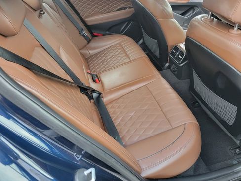 Used 2020 Genesis G70 3.3T w/ Prestige Package image 15