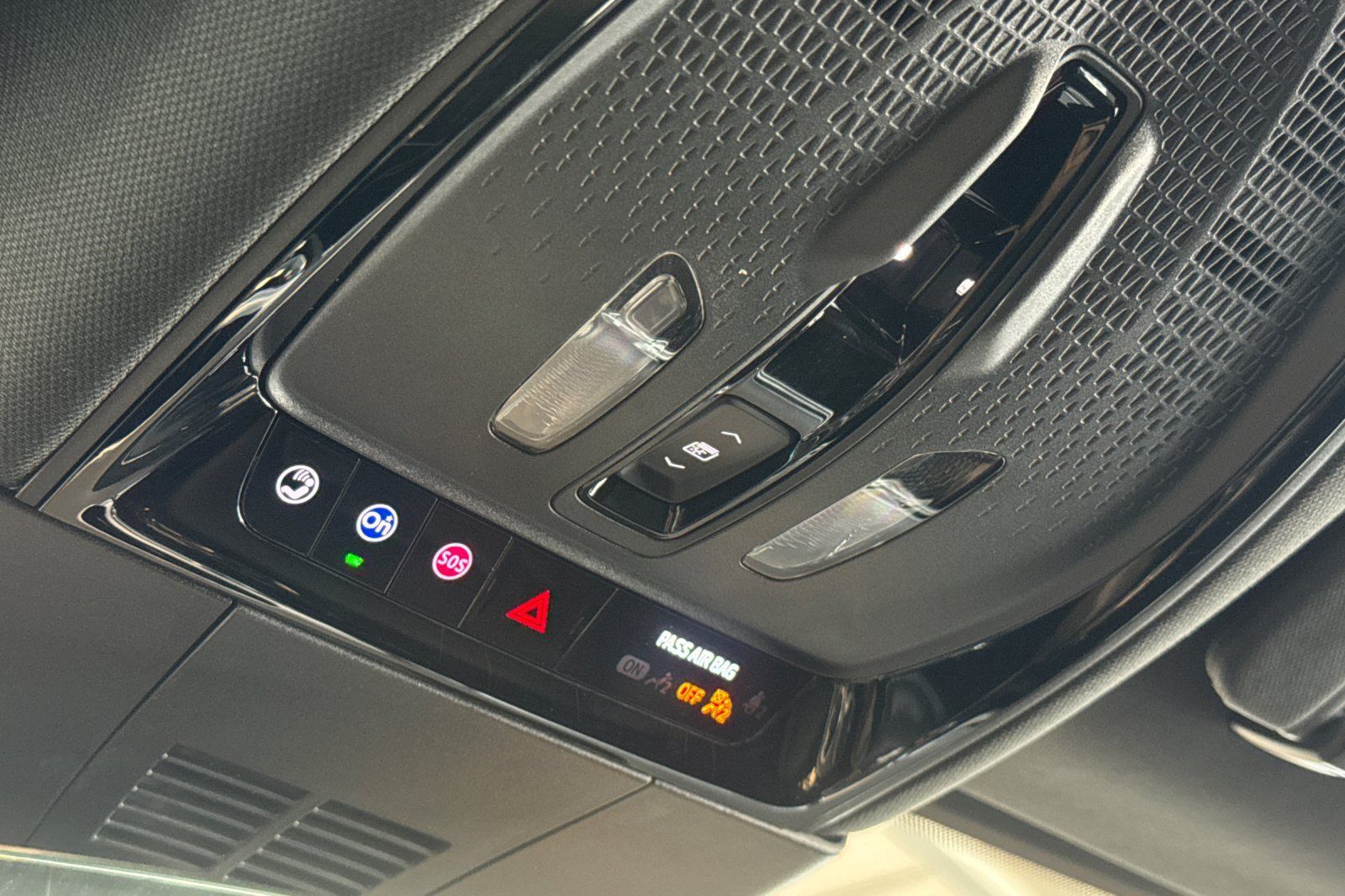 Certified 2024 Cadillac Lyriq Luxury RWD image 23