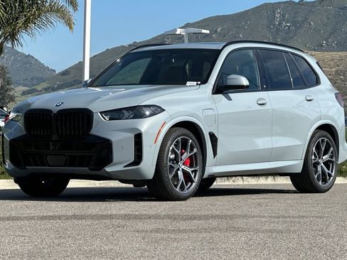 New 2026 BMW X5 xDrive50e w/ Executive Package image 7