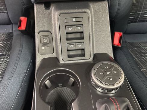 New 2025 Ford Bronco Heritage Edition image 32