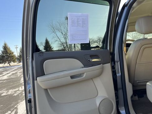 Used 2014 Chevrolet Silverado 2500 LTZ w/ LTZ Plus Package image 28