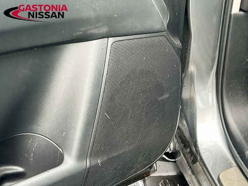 Used 2024 Nissan Armada Platinum w/ Captain's Chairs Package image 23