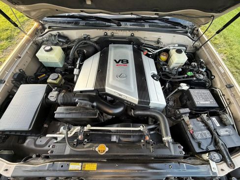 Used 2001 Lexus LX 470 4WD image 91