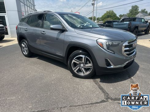 Used 2020 GMC Terrain SLT FWD image 1