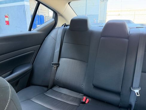 Used 2025 Nissan Altima 2.5 SV image 39