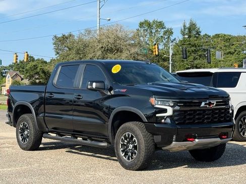 Used 2023 Chevrolet Silverado 1500 ZR2 AWD/4WD image 6