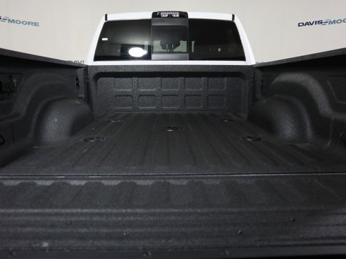 New 2026 RAM 2500 Big Horn AWD/4WD image 8