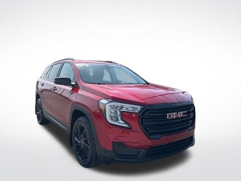 Certified 2023 GMC Terrain SLE w/ Driver Convenience Package image 1
