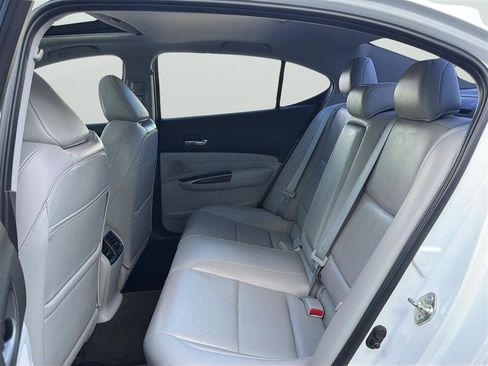 Used 2015 Acura TLX V6 SH-AWD w/ Technology Pkg image 18