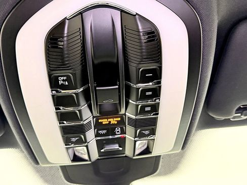 Used 2014 Porsche Cayenne Diesel image 36